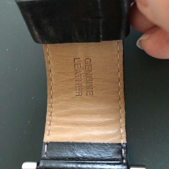 Unique Kenneth Cole watch - Picture 5 of 8